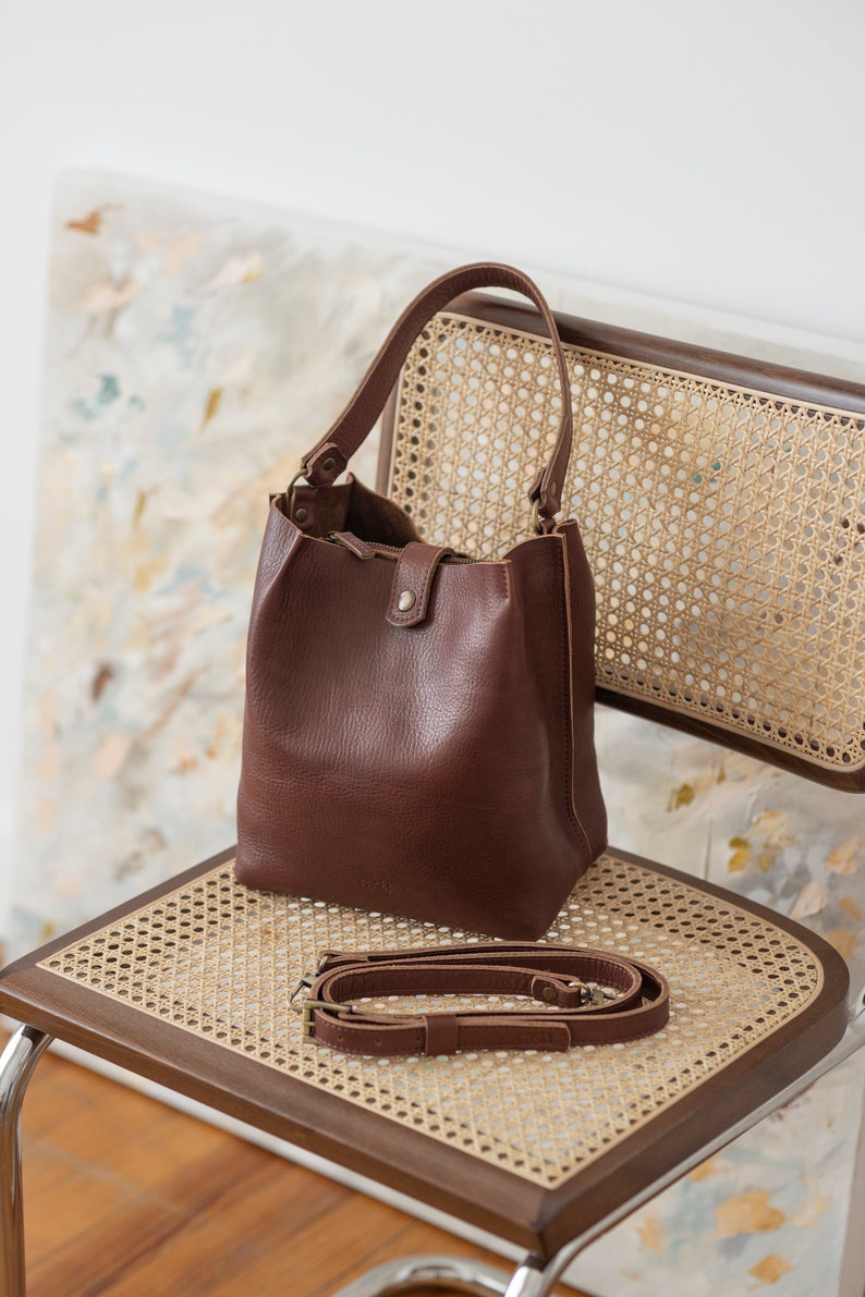 Full grain leather bag. Shoulder bag. Crossbody leather bag. Leather tote bag.