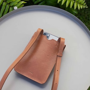 Full grain leather bag. Mini shoulder bag. Crossbody leather bag. Leather purse.