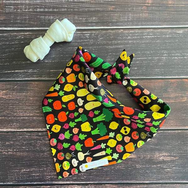 Garden Dog Bandana, Vegetable Dog Bandana, Vegetable Lovers, Food Dog Bandana, Cute Dog Bandana, Carrots, Broccoli, peppers, onions, Tomato