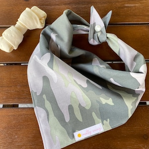 Camouflage Dog Bandana, Camo Dog Bandana, Hunting Dog Bandana, Military Dog Bandana, Gray Camouflage, Camo Gift, Camo Lovers, Country Dog