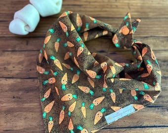 Carrot Dog Bandana, Gardening Dog Bandana, Vegetable Dog bandana, Food Dog Bandana, Cute Dog Bandana, Fun Dog Bandana, Smiling Carrots