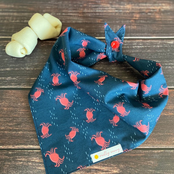 Crab Dog Bandana, Summer Dog Bandana, Vacation Dog Bandana, Beach Dog bandana, Dog Bandana, Beach Party, Crabs, Summer Vacation, Family Trip