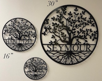 Personalized Family Name Sign: Round Wood Tree Monogram