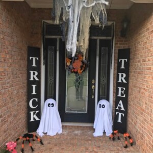 Trick or Treat Porch Sign Set: Halloween Outdoor Decor