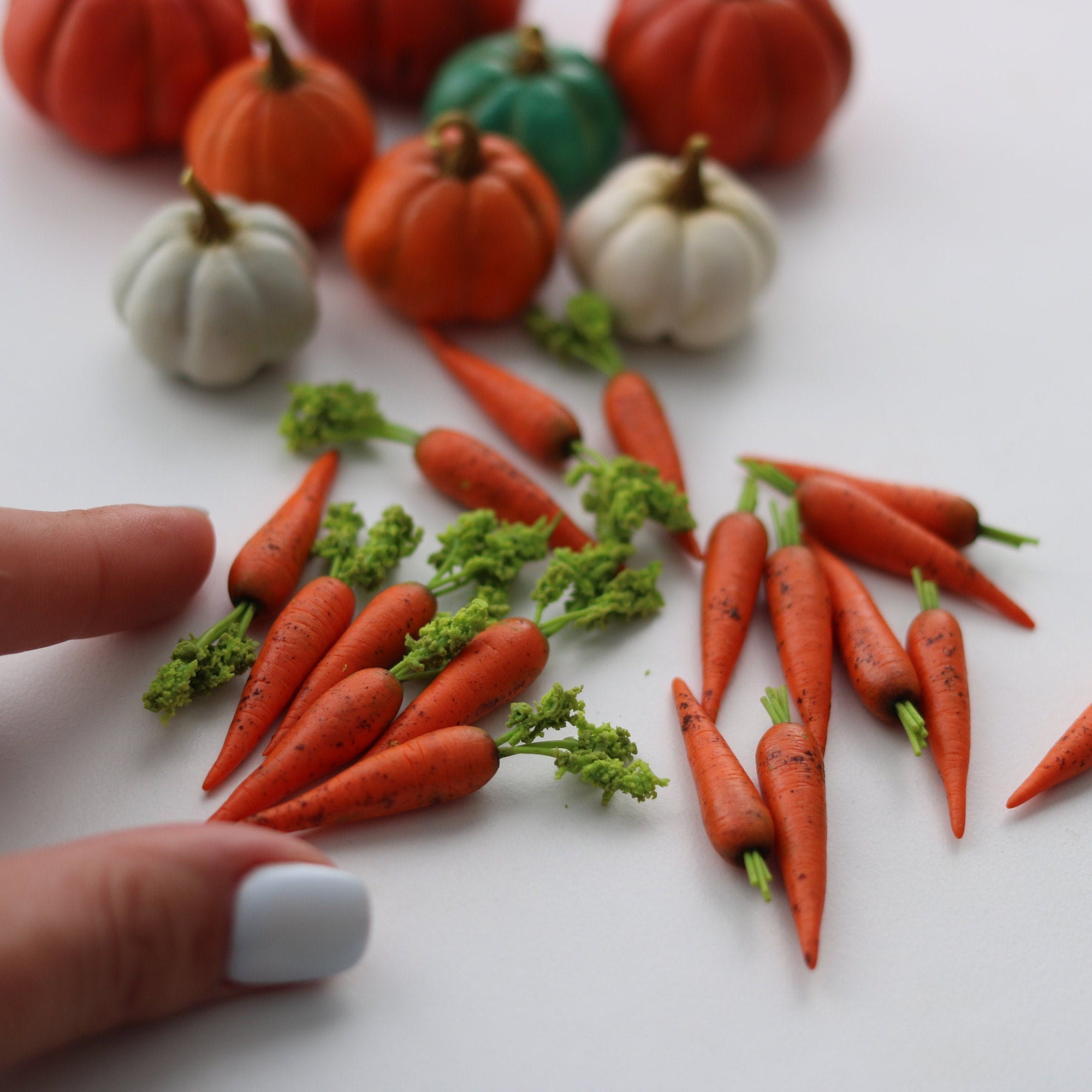 Miniature carrots for dolls for a dollhouse. Scale 1/6. Etsy