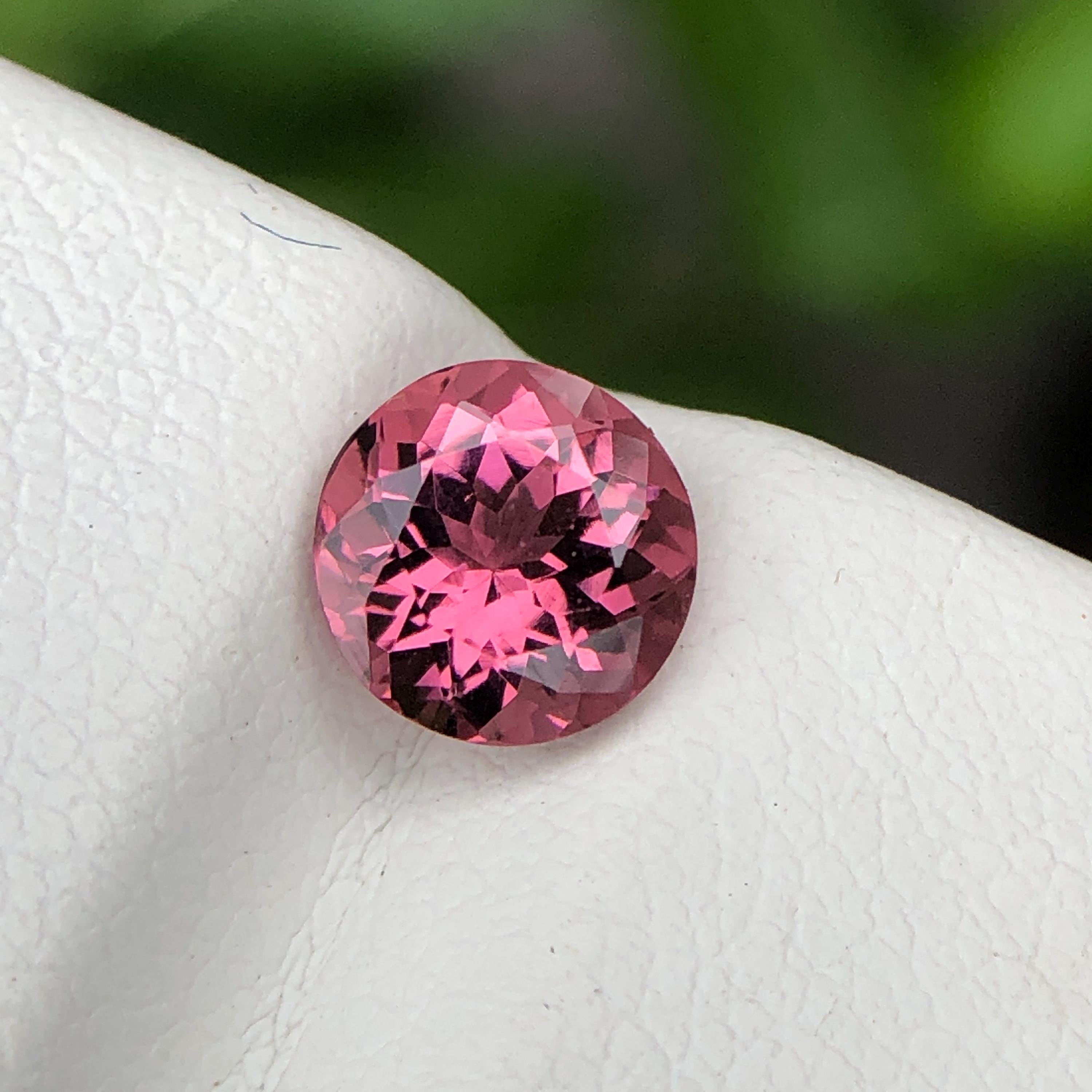 ブラジル産 天然ピンクトルマリン 0.78ct オーバルカット ルース 天然 