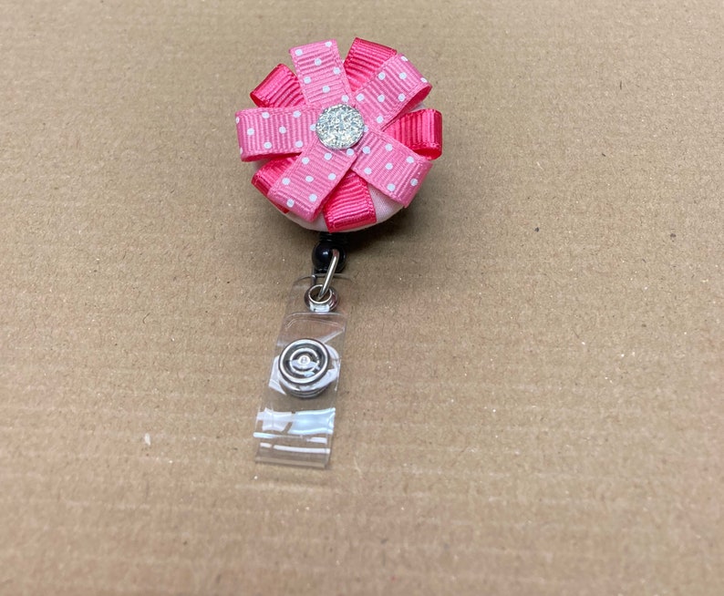 pediatric nurse pediatric badge Flower badge holder hospital badge reel gifts for a dentist new teacher gift teacher badge reel