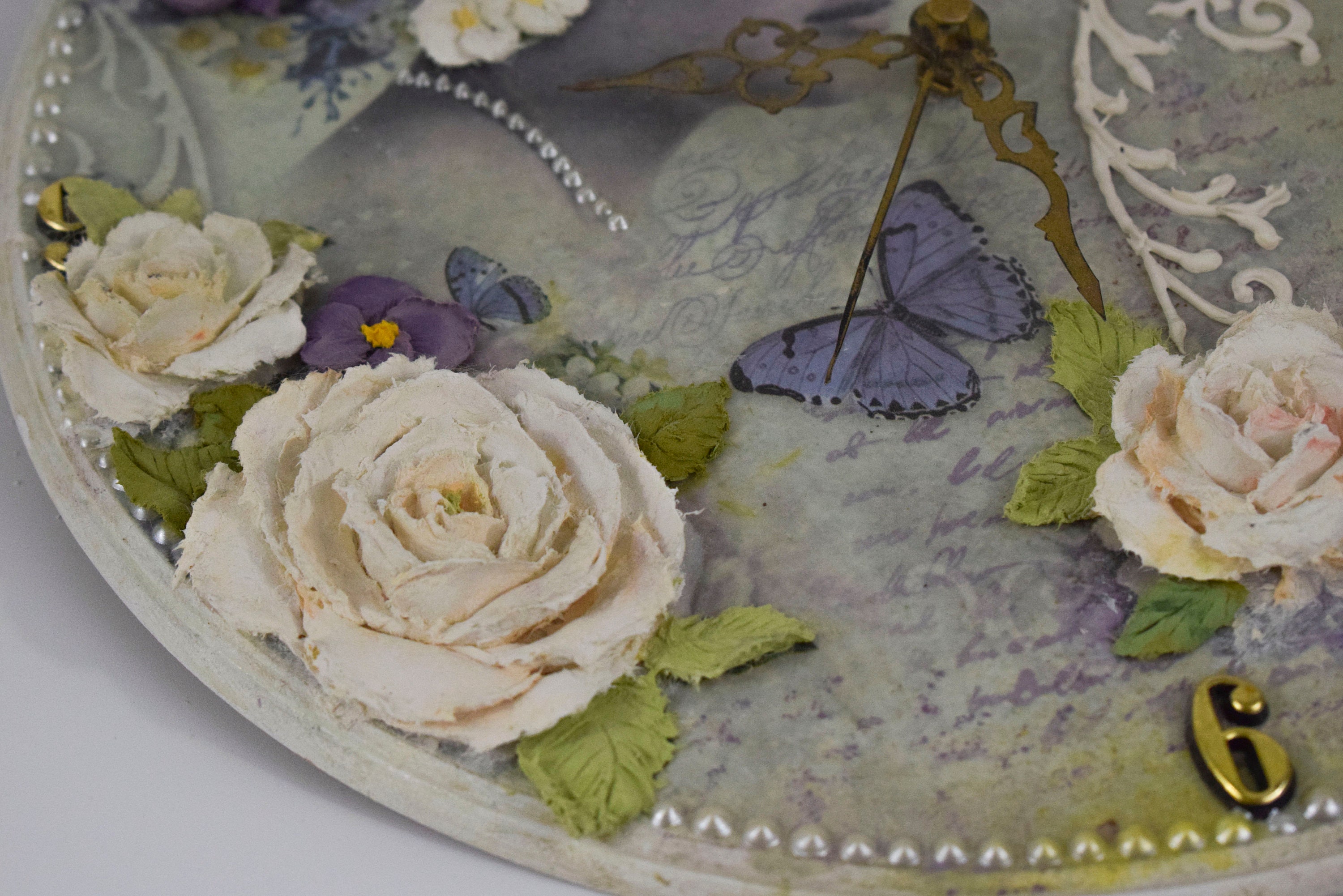 Wall Clock Romantic Style With Roses - Etsy