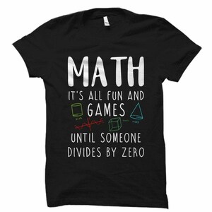 Matematiklärare - Matematiklärare - Matematiklärare - Matematiklärargåva - Rolig grundskoleundervisning - Unisex grafisk t-shirt