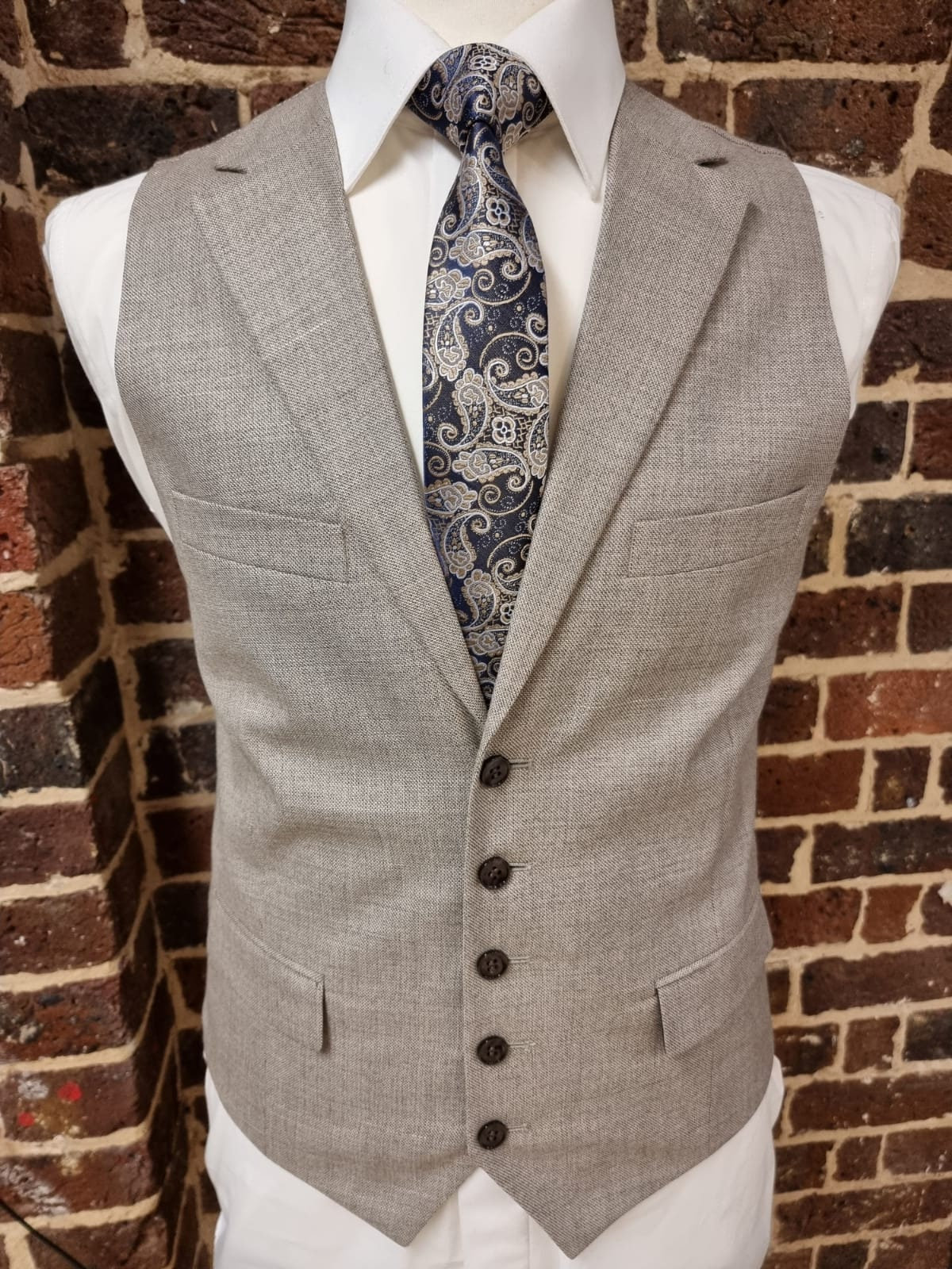 Marc Darcy Mens Formal Wear  Traditional Vintage Suits