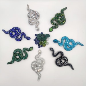 Snake beaded brooch, crystal snake, embroidered green snake, snake pin, serpent brooch, symbol 2025
