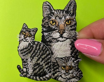 Grey Tabby Cat Patch - Realistic - Iron on - Applique