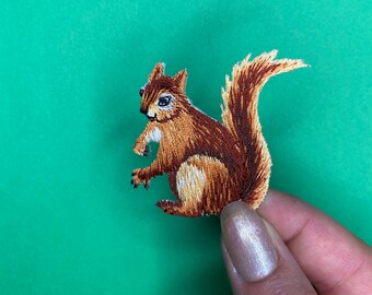 Sewing Embroidery Squirrel Sticker/Stitch Patch Iron On Patch Squirrel Embroidered Patch-38x35mm Animal Embroidered Patchwork