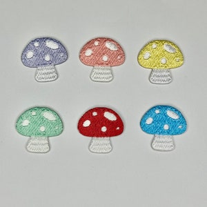 小さなキノコのパッチ - アイロン接着 - アップリケ