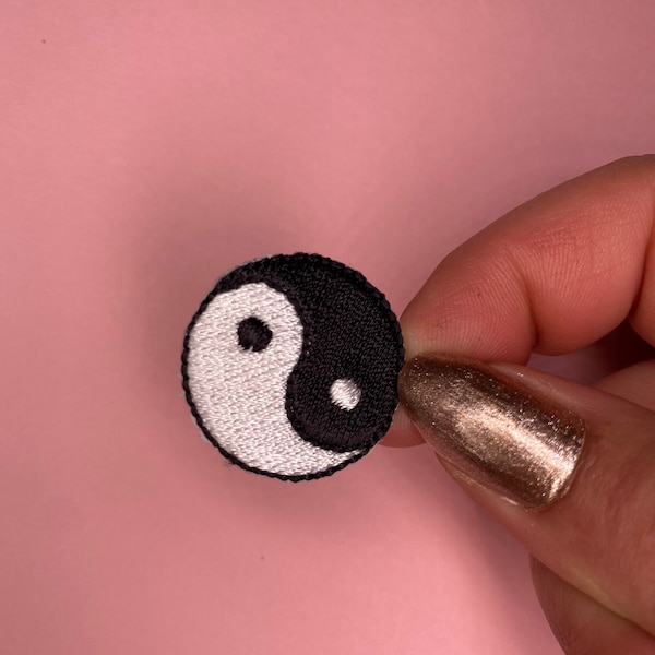 Small Yin-Yang Patch/Iron On/Applique