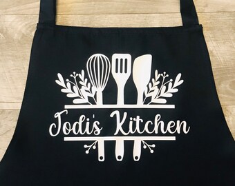 Personalized Apron, Custom Apron, Mothers Day, Pockets, Gift, Women, Gift for Bridal Shower, cute, nice, custom, apron, gift for her
