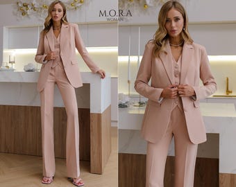 Beige 3-Piece Pantsuit with Vest, Relaxed Blazer and Straight Trousers, Elegant Business and Formal Outfit for Work or Events