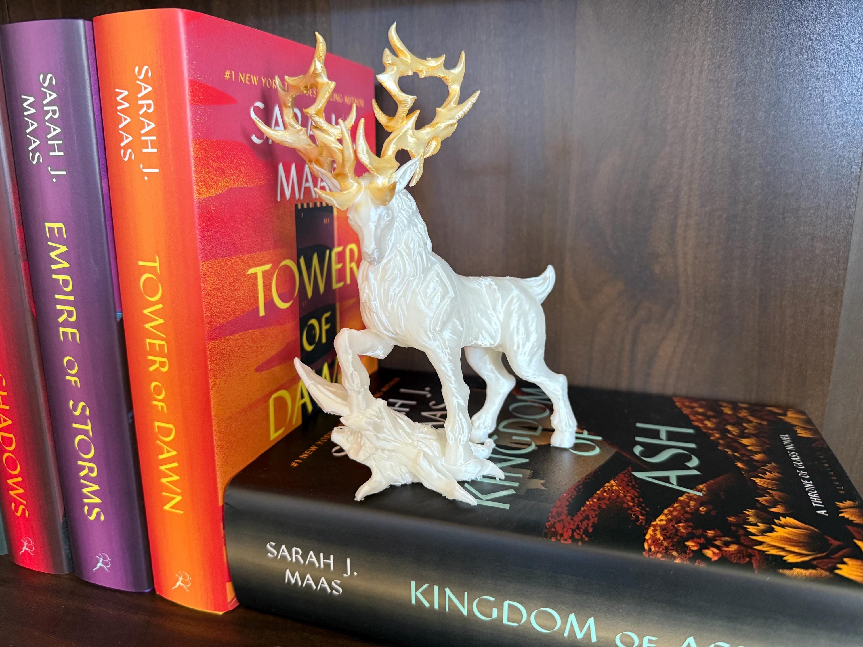 3D Printed Stag With Golden Antlers: Throne of Glass Bookshelf