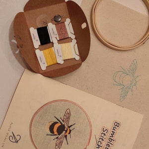 Bumblebee Embroidery Kit image 2