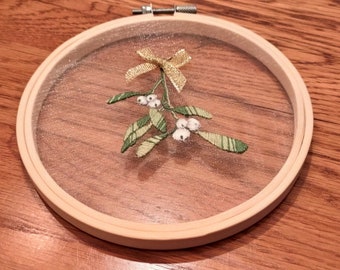 Mistletoe Embroidery Kit