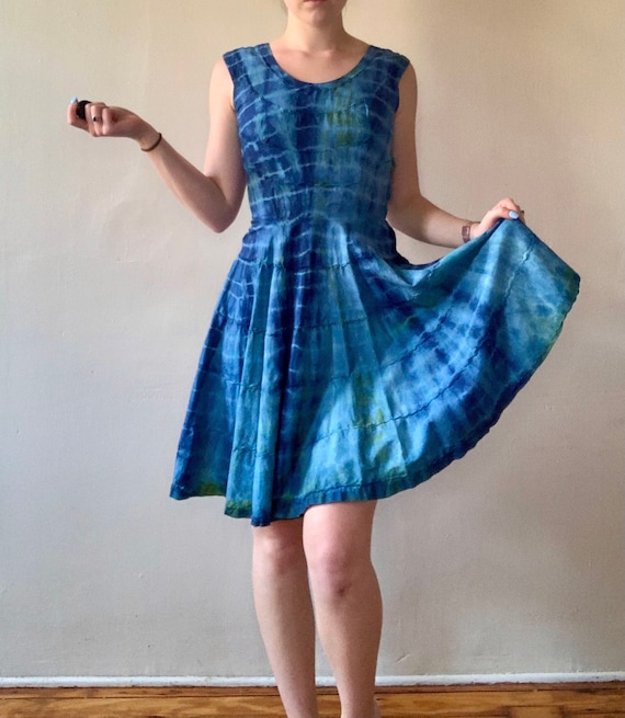 Expertly Hand Dyed Vintage 1950s Fit and Flare Co… - image 1