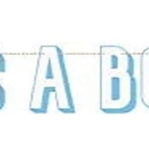 Banner con letras azules "Es un niño"