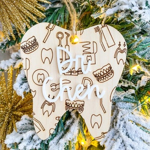 Dentist Office Ornament | Dental Office Ornament | Dentist Ornament | Dental Assistant Custom Gift | Custom Wooden/Acrylic Ornament