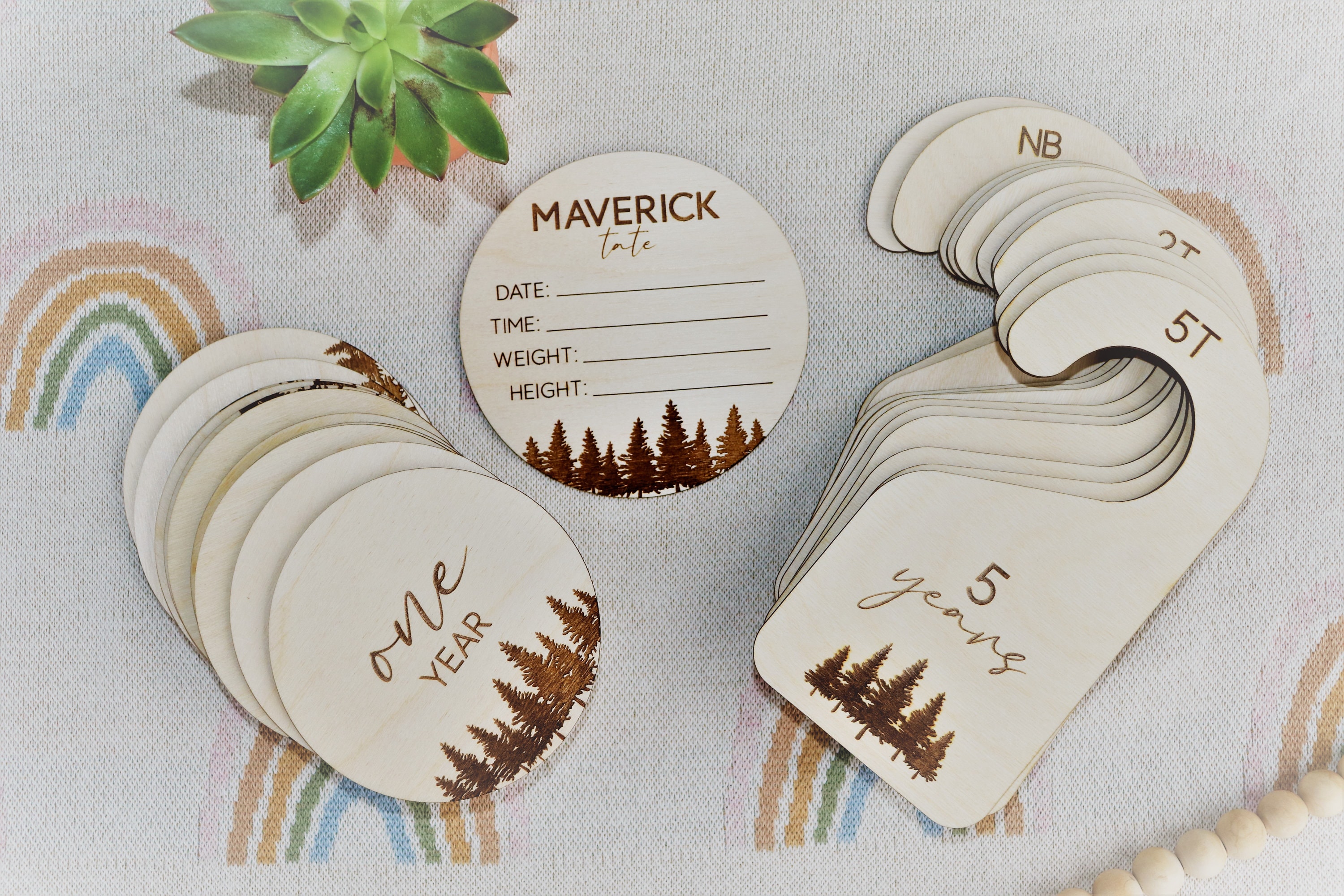 Wooden Baby Gift Set – Birth Announcement, Photo Prop, Baby Name Sign thumbnail 3