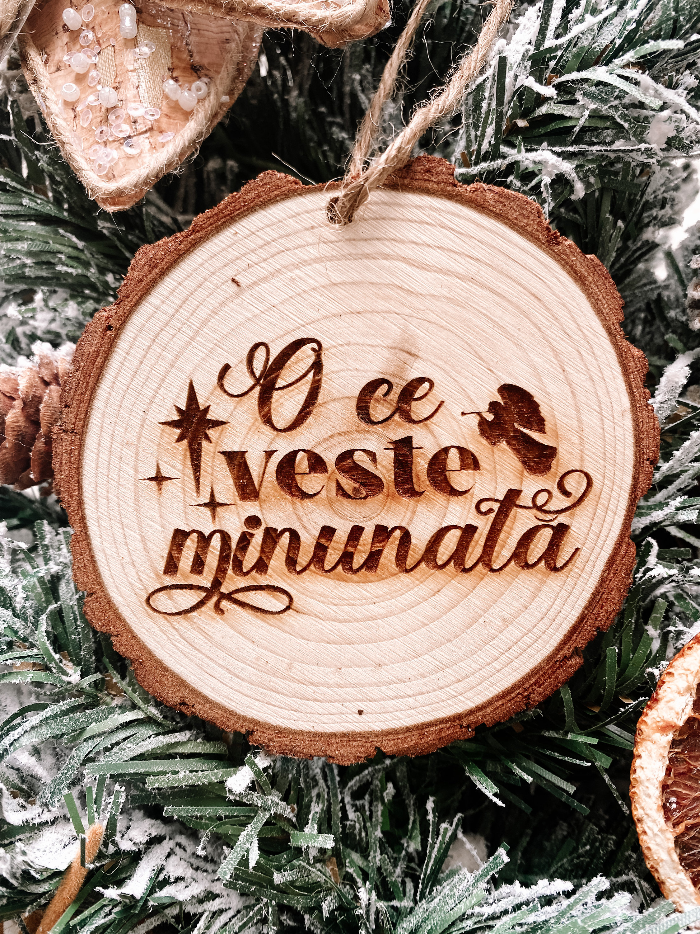 Engraved Nativity Wood Slice Ornament - Romanian Christmas Gift thumbnail 10