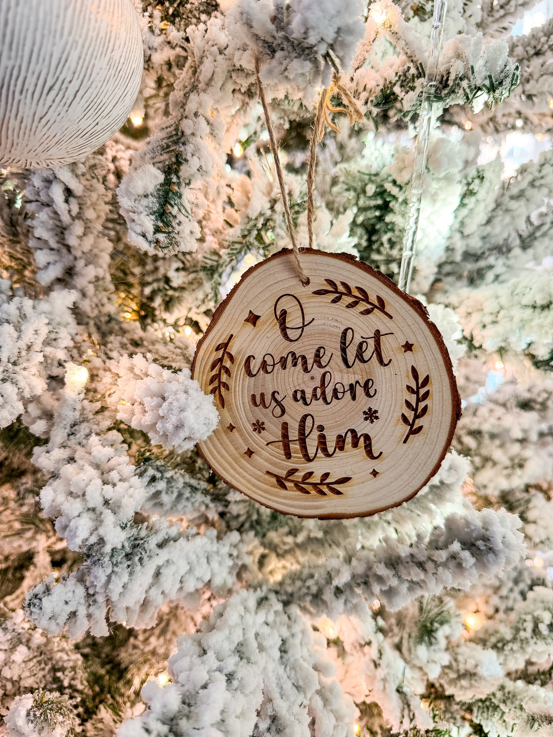 Nativity Engraved Wood Slice Ornament – Christian Christmas Gift thumbnail 8