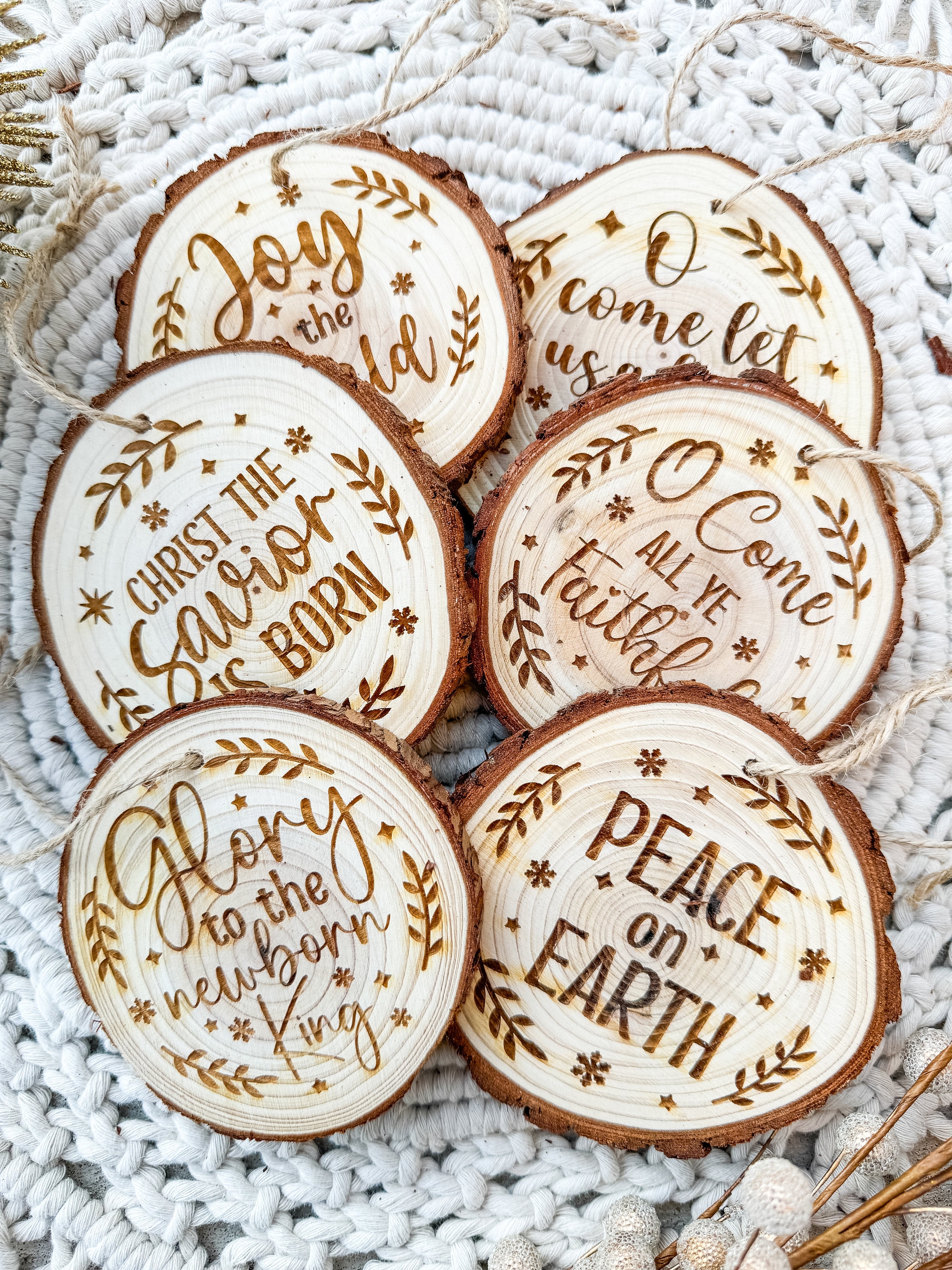 Nativity Engraved Wood Slice Ornament – Christian Christmas Gift