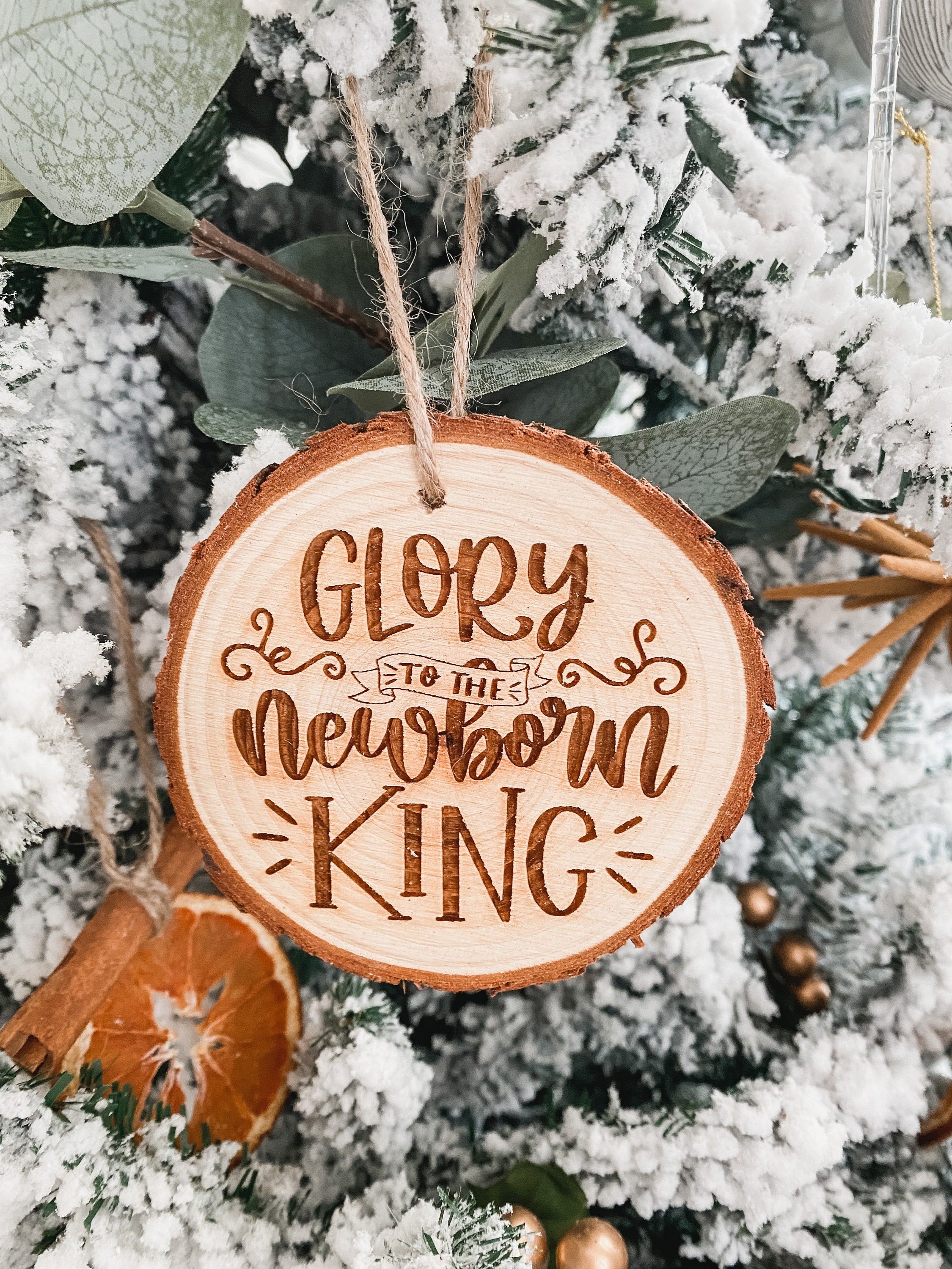 Engraved Nativity Wood Slice Ornament - Christian Christmas Gift thumbnail 2