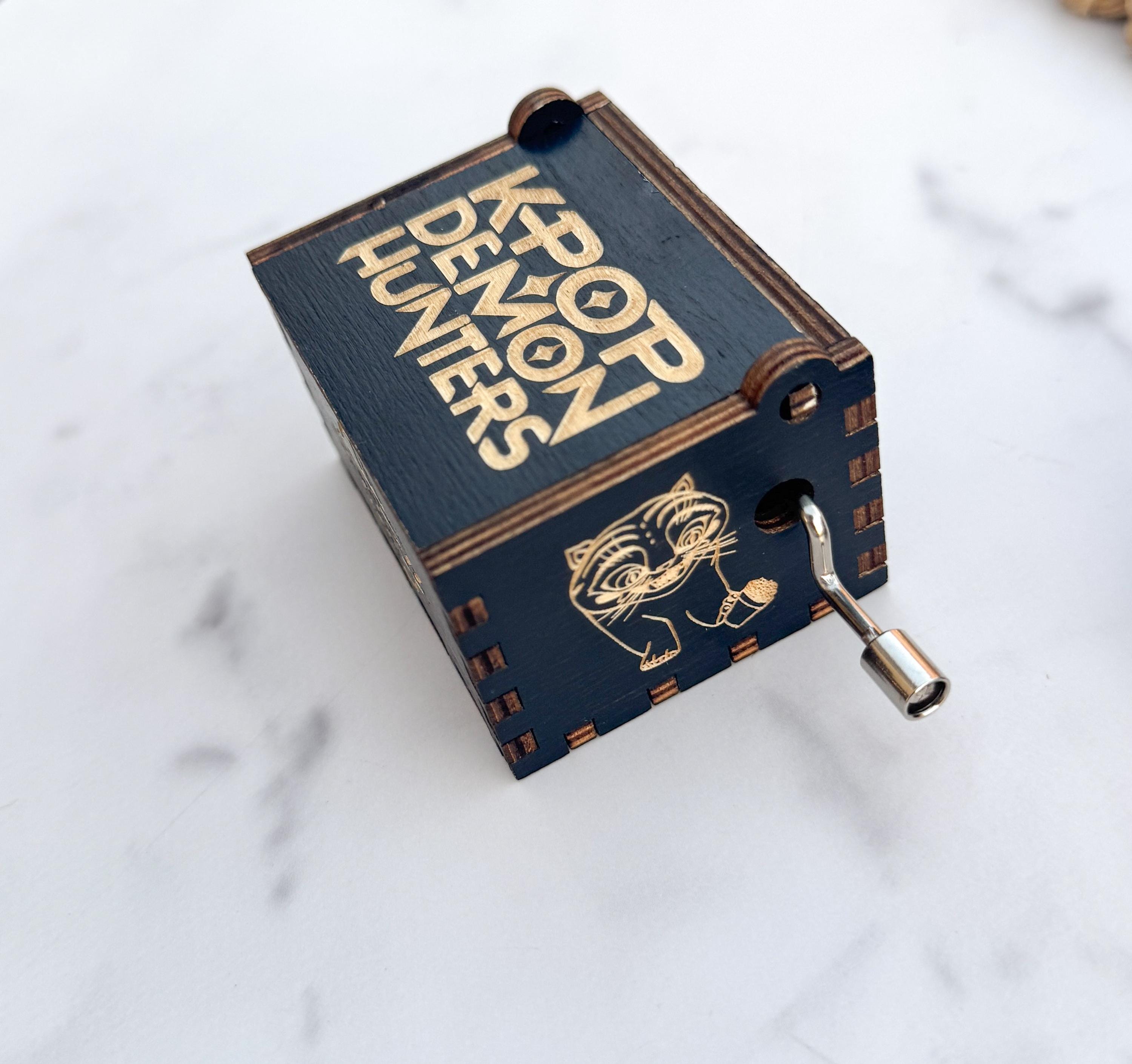 Kpop Demon Hunter Engraved Wooden Music Box Hand Crank Melody Collectible, Golden thumbnail 4