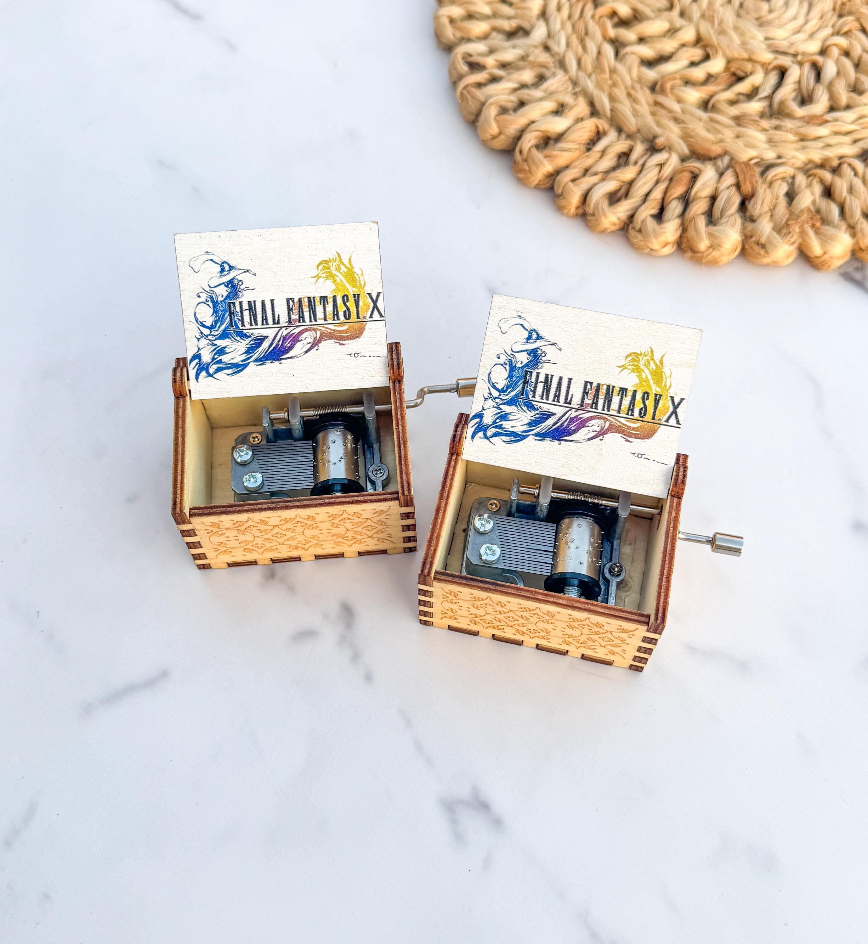 Wooden Final Fantasy X Music Box Crank Melody Collectible, Return to Zanarkand thumbnail 2