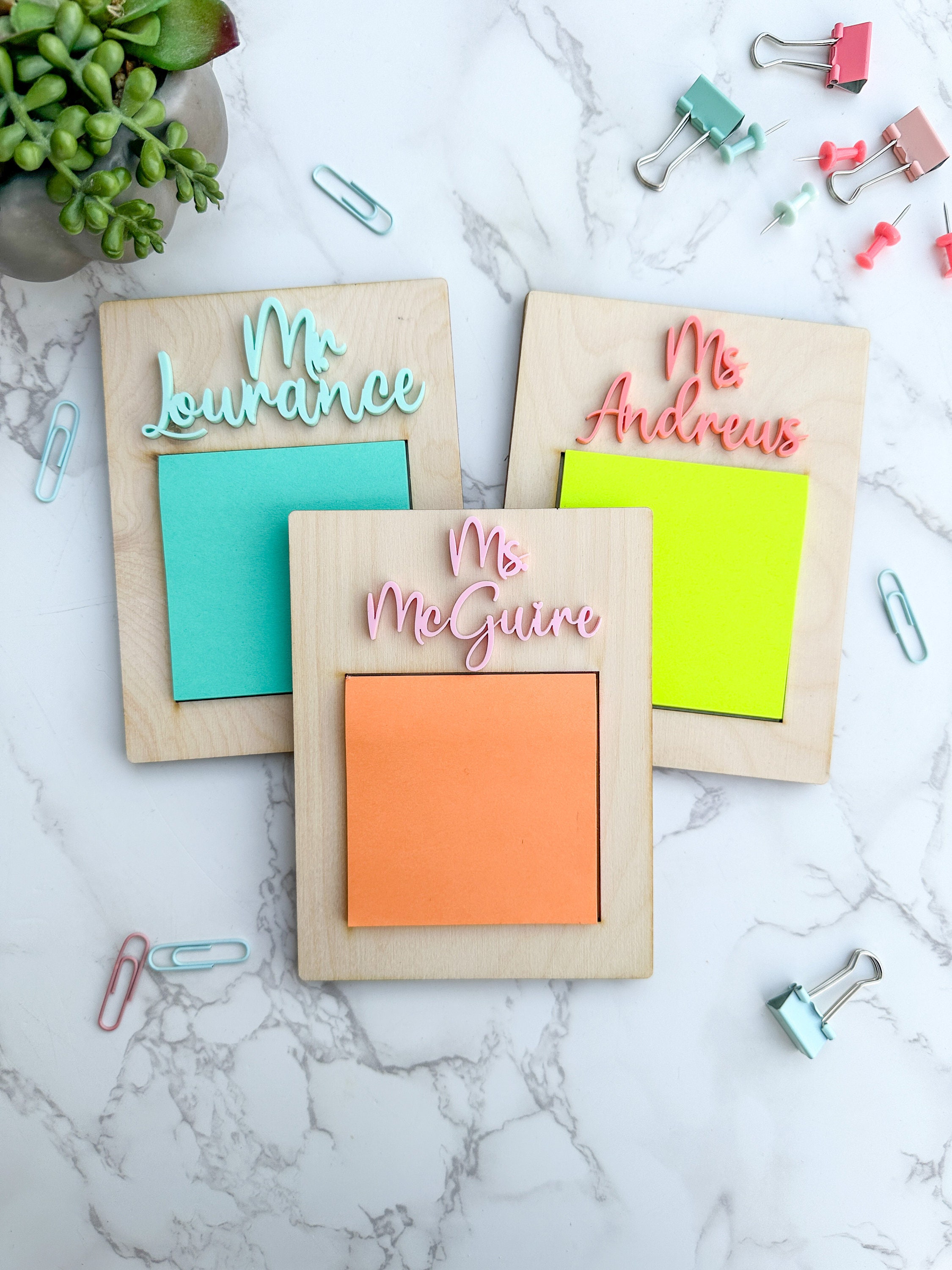 Personalized Wooden Sticky Note Holder: Laser-Cut Acrylic Name