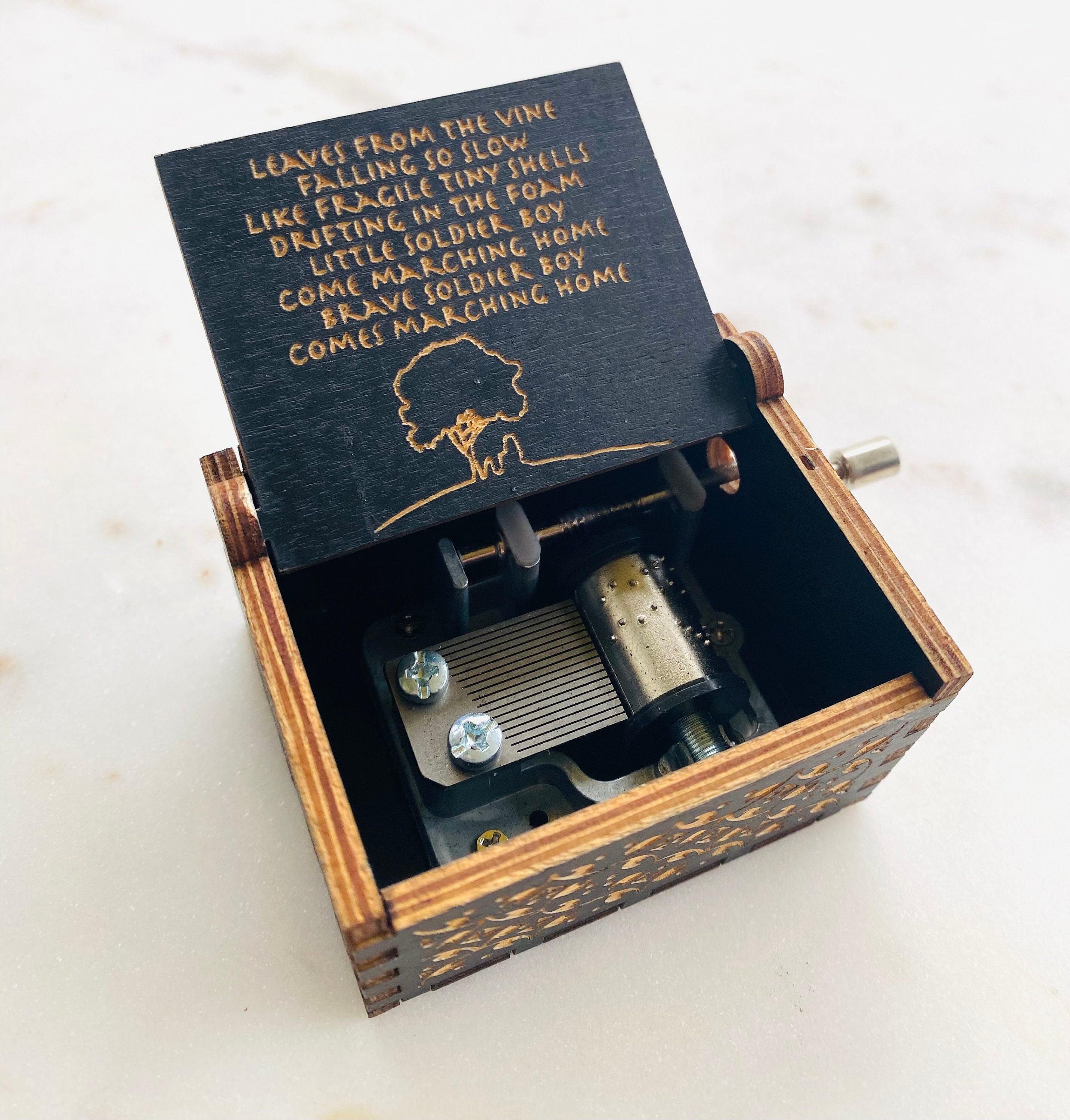 Avatar Music Box: Leaves From The Vine, Custom Engraved thumbnail 6