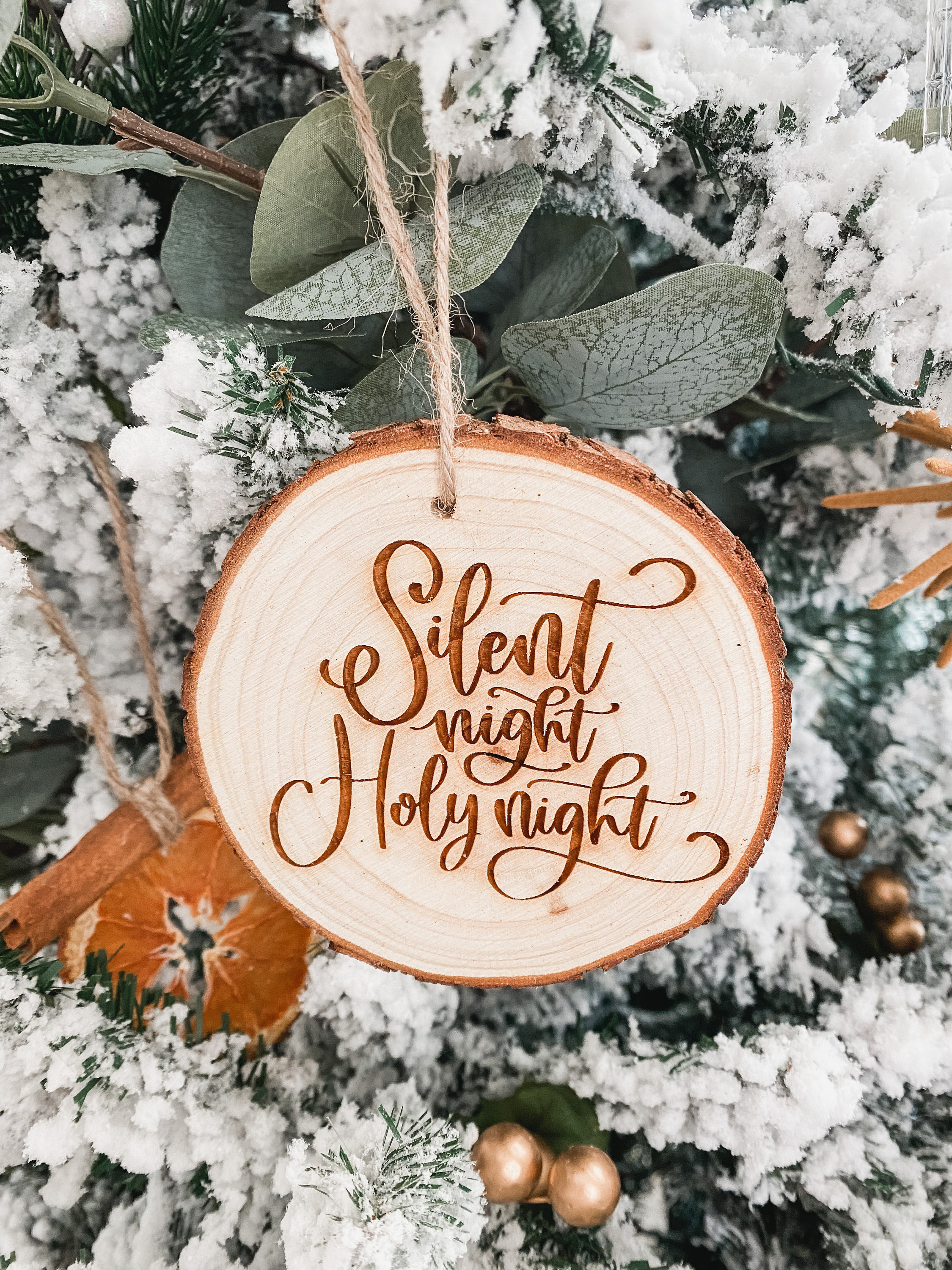 Engraved Nativity Wood Slice Ornament - Christian Christmas Gift thumbnail 5