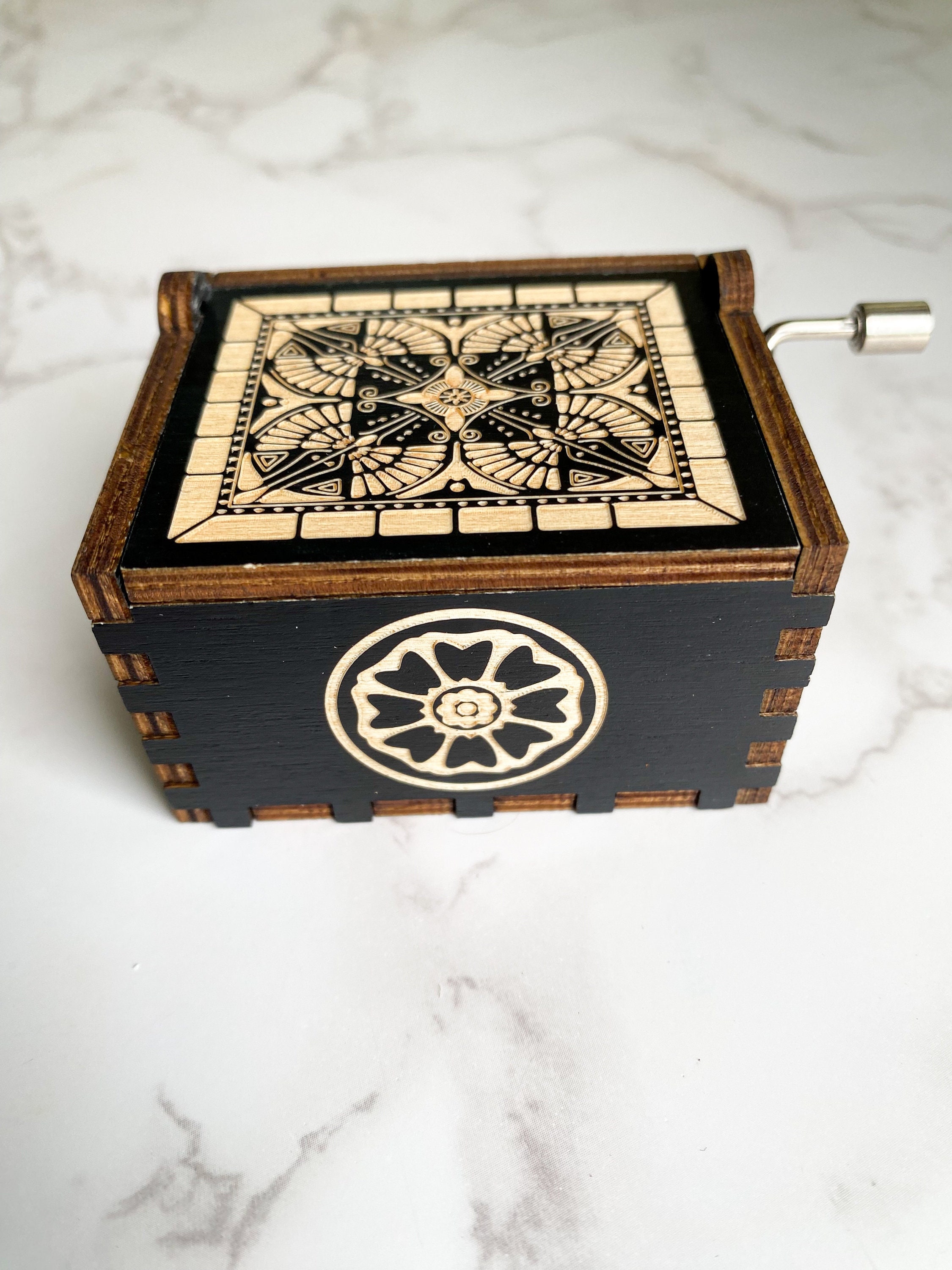 Avatar Music Box: The Avatar's Love Theme, Custom Engraved Birchwood thumbnail 5