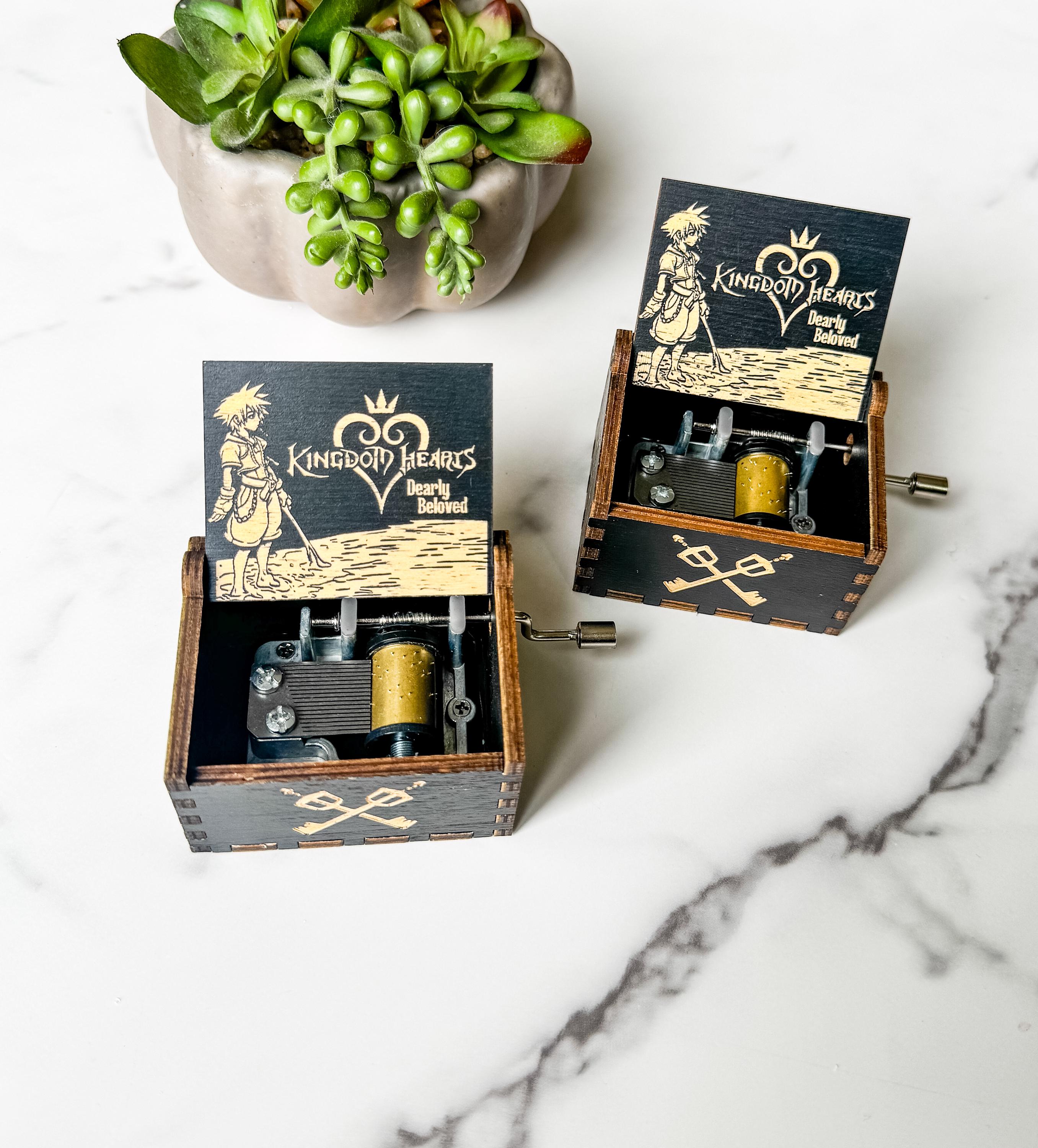 Kingdom Hearts Dearly Beloved Wooden Music Box Hand Crank Laser Engraved Gamer Collectible thumbnail 2