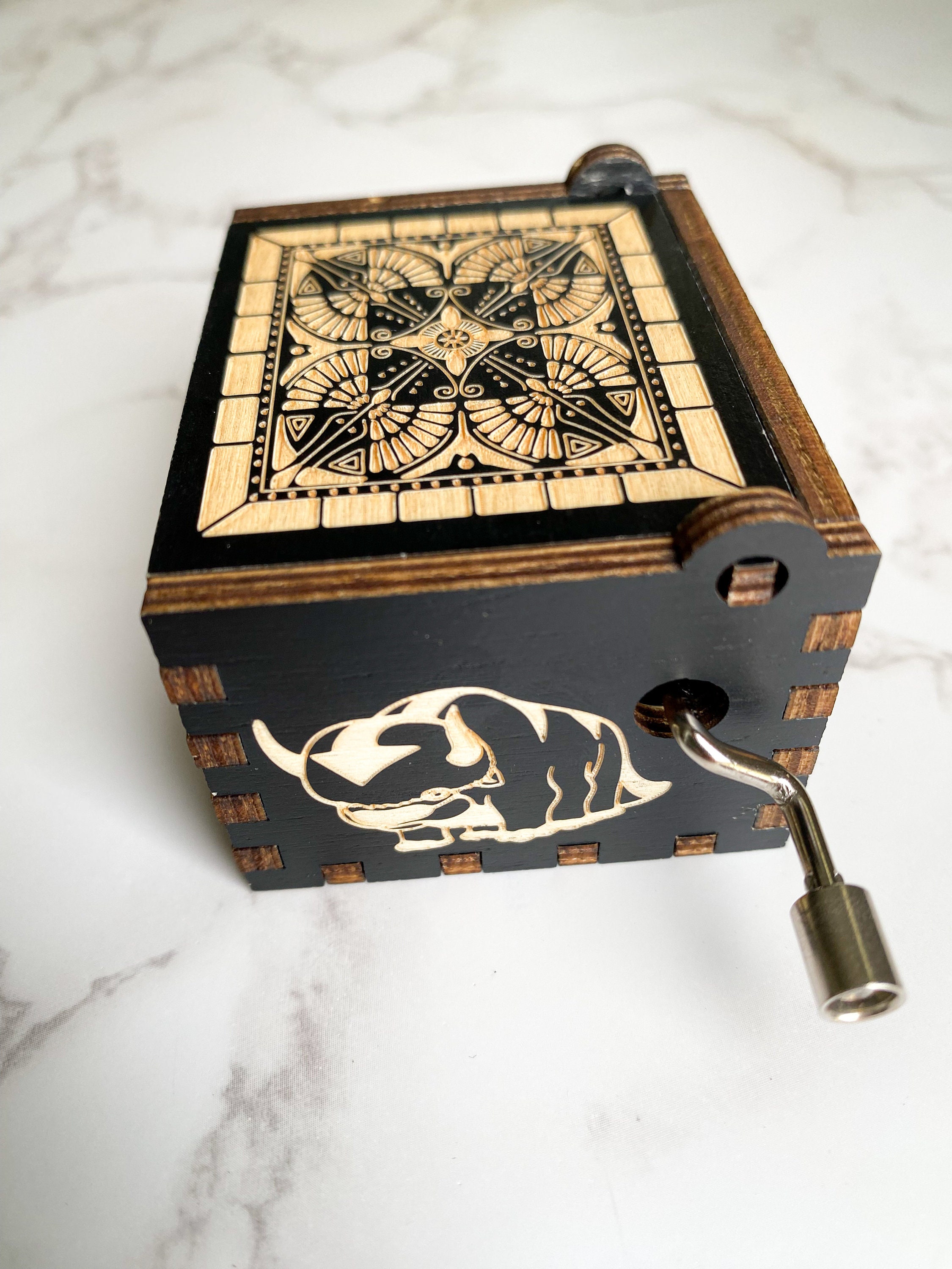 Avatar Music Box: The Avatar's Love Theme, Custom Engraved Birchwood thumbnail 4