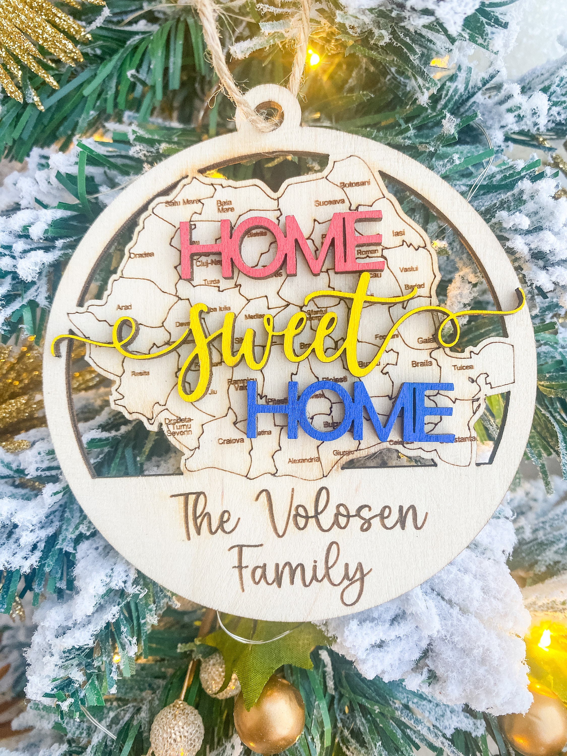 Personalized Romanian Christmas Ornament: Wooden Map Keepsake Gift thumbnail 3