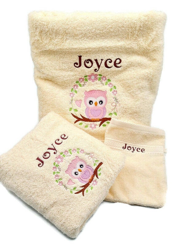 Chouette, hibou, cadeau personnalisé brodé sur serviette de toilette, drap de bain ou 