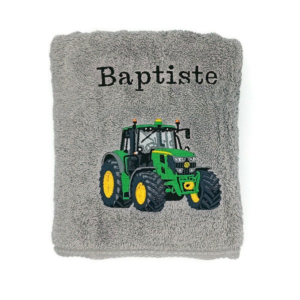 Tracteur vert et jaune brodé sur serviette de toilette, drap de bain ou pack complet