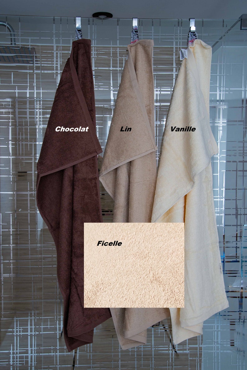 Fée cadeau personnalisé brodé sur serviette de toilette, drap de bain ou pack complet image 2