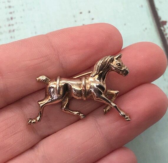 Vintage Silver Toned Alice Caviness Horse Brooch - image 3