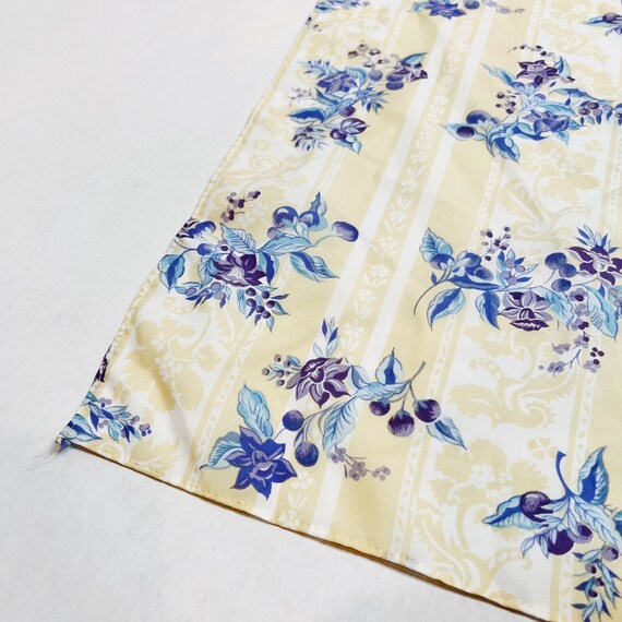 Vintage Floral Bandana - image 6