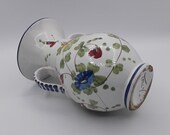 Vase with 2 handles, amphora shape, ceramics, mark below ITALY, decoration flowers hand-painted, bouquet of flowers, Shabby Chic, Vintage