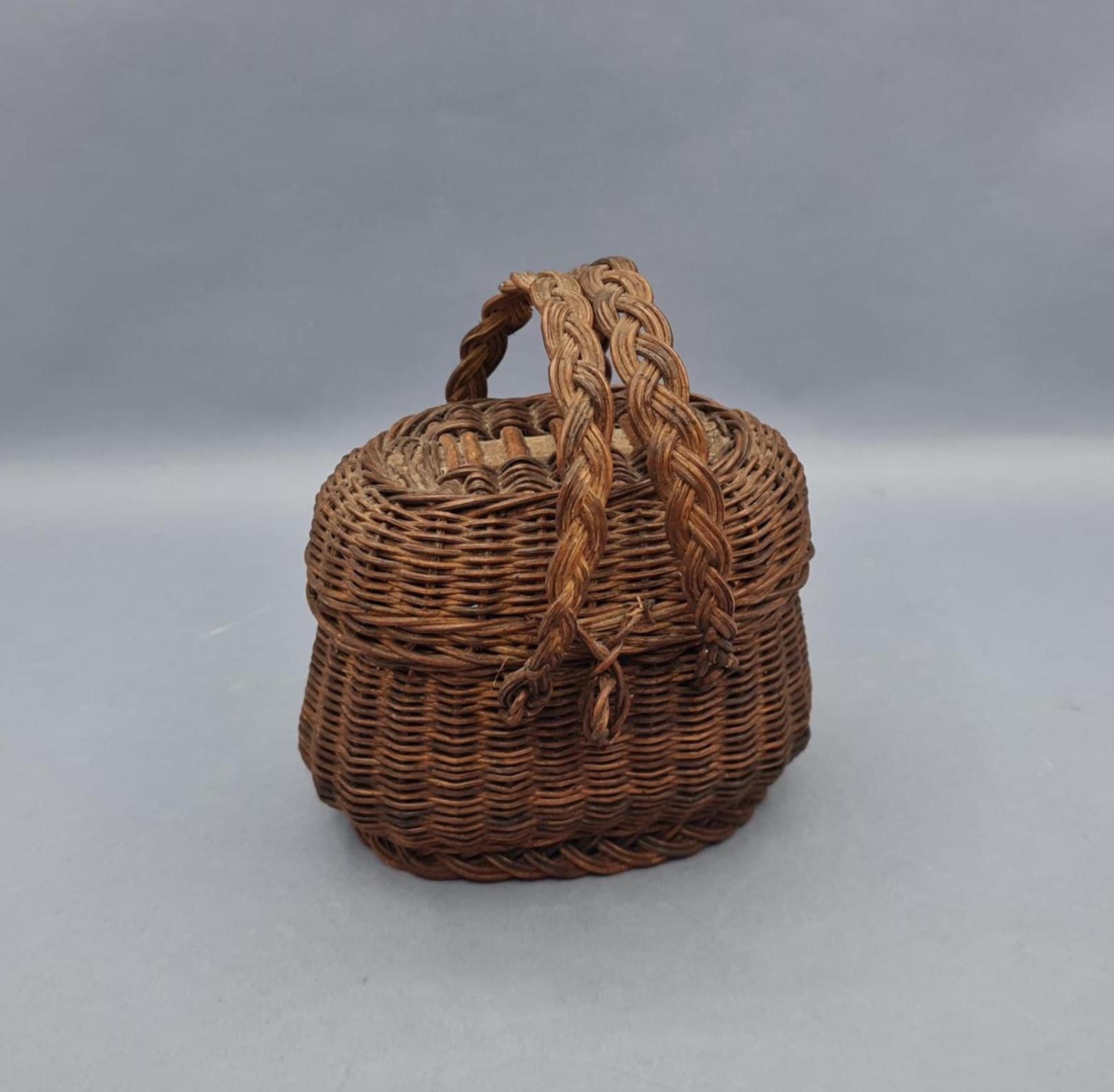 Ancien Panier De Pêche En Osier Vintage ( Réf : Hang