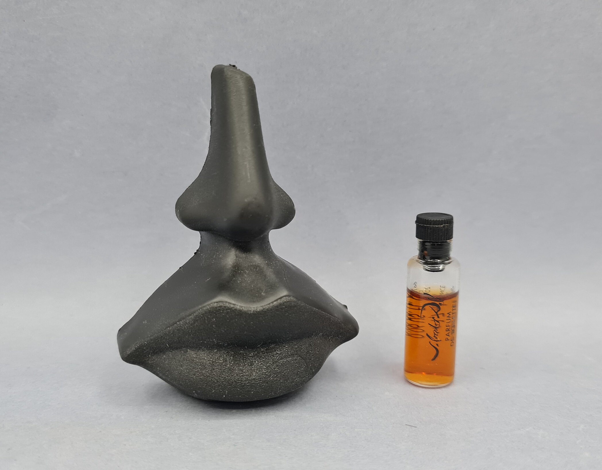 Stylo Bille Vintage PARFUMS SALVADOR DALI - RARE Ancien - Occasion Collection