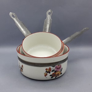 3 small and old dinner pans, thick porcelain and metal, miniature cookware, toy, doll, Vintage, 1960s